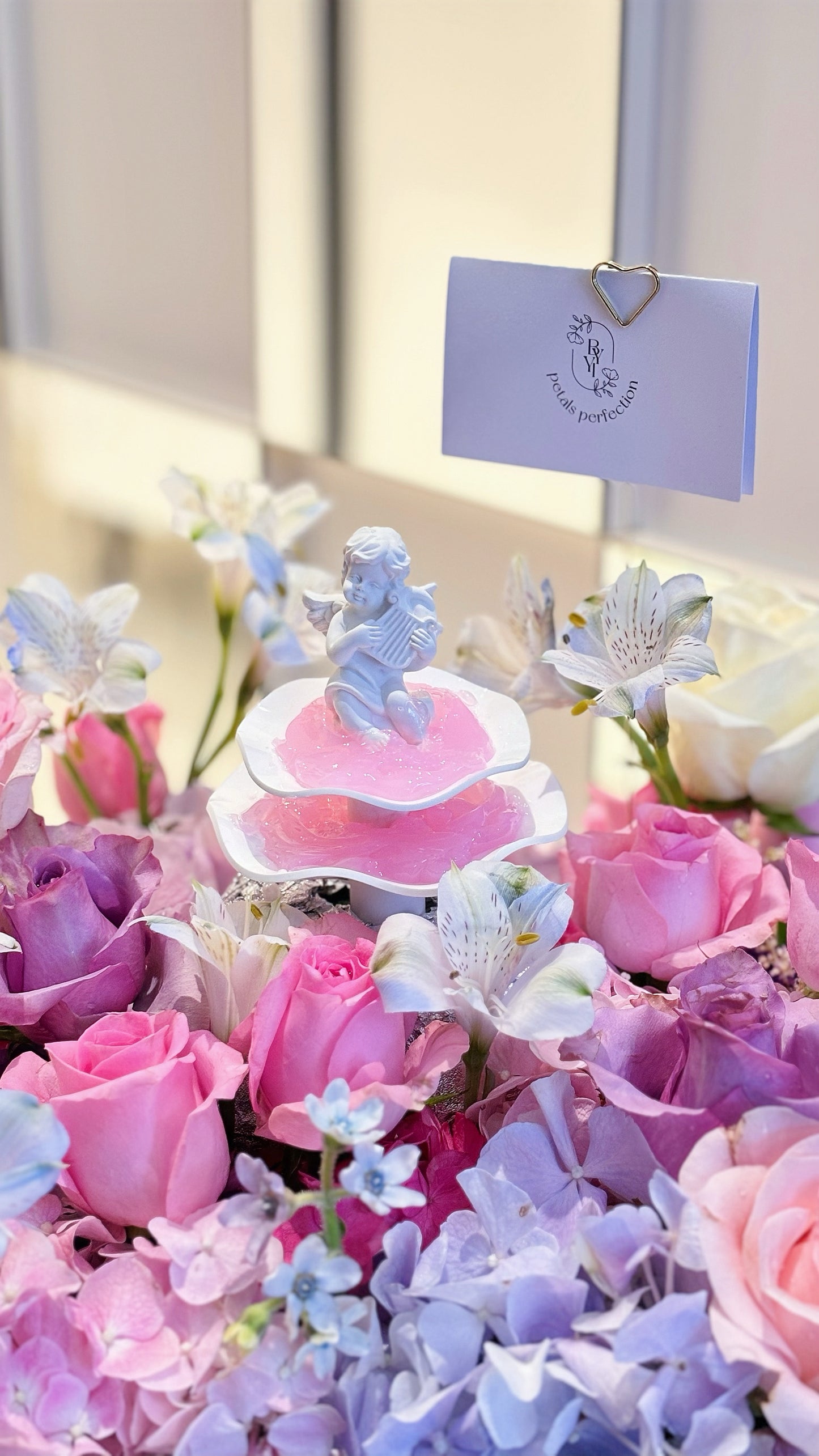 “Make A Wish” Fresh Flowers Box