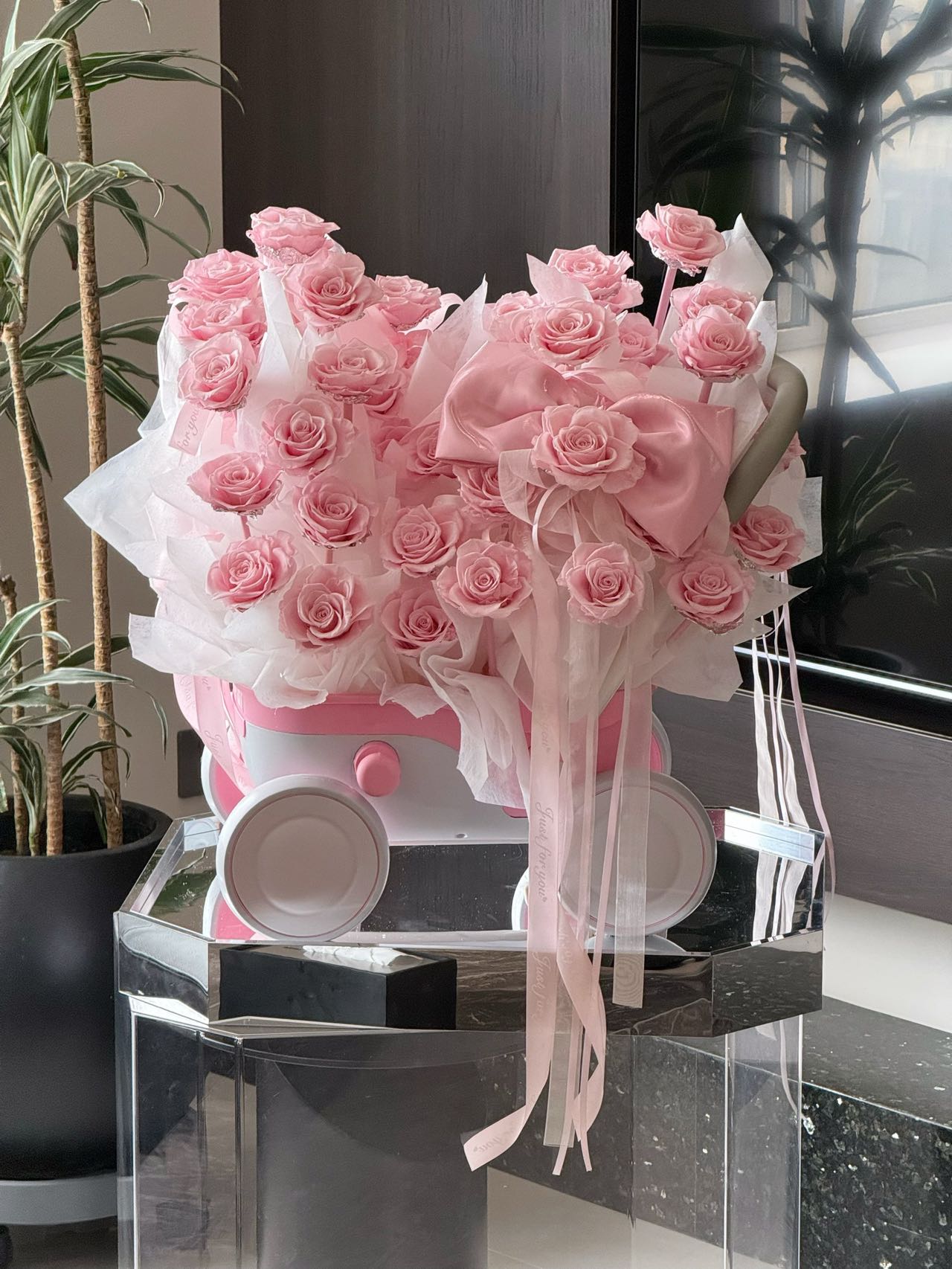 Ecuador Preserved Flowers Trolley