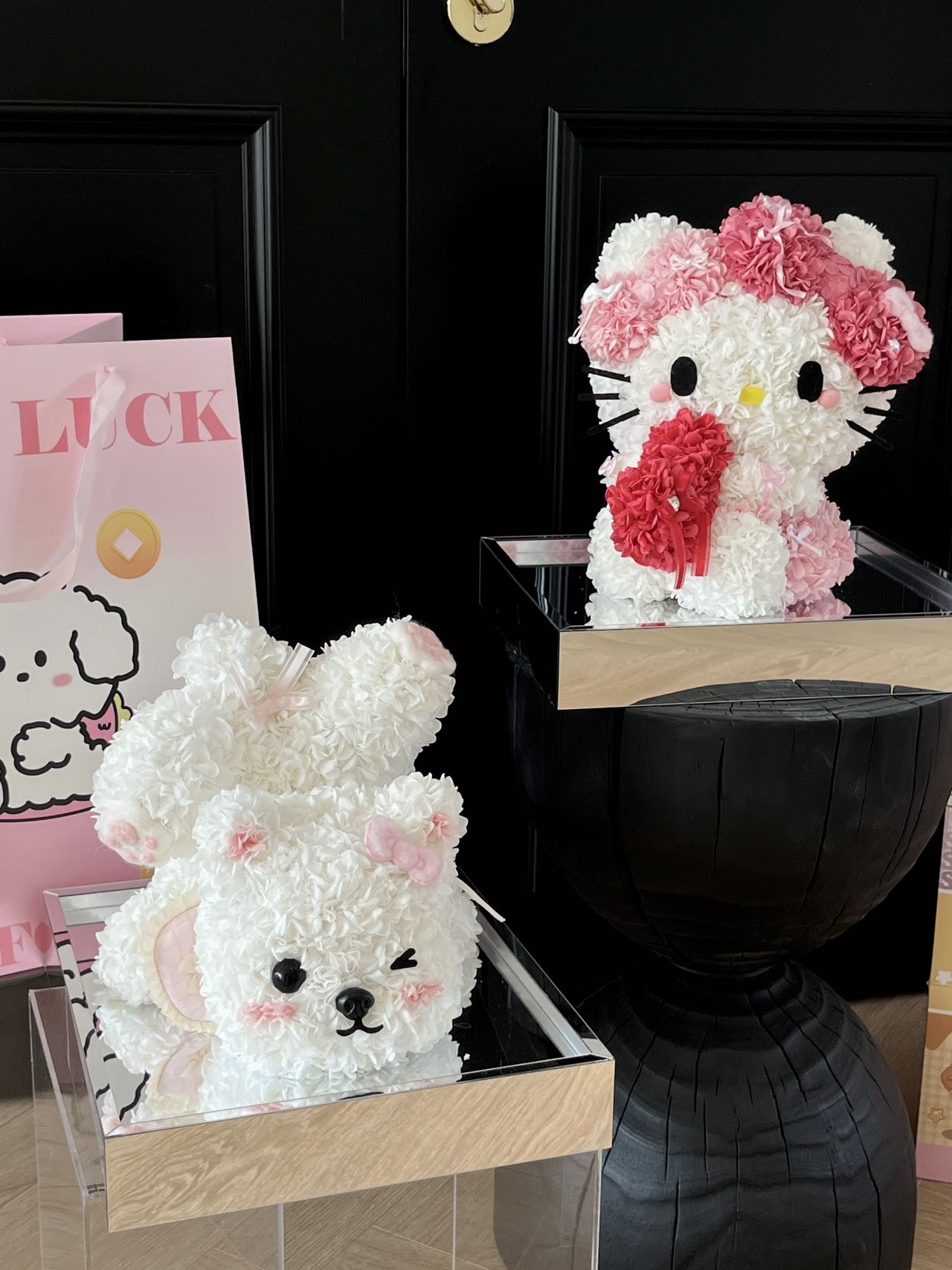 Declare Love Kitty Preserved Flowers Box ❤️