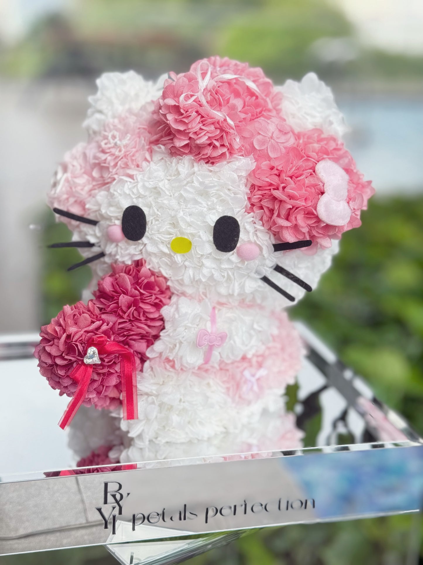 Declare Love Kitty Preserved Flowers Box ❤️