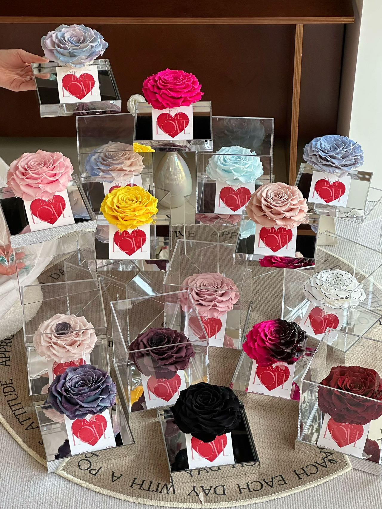 Ecuador Preserved Rose Gift Box