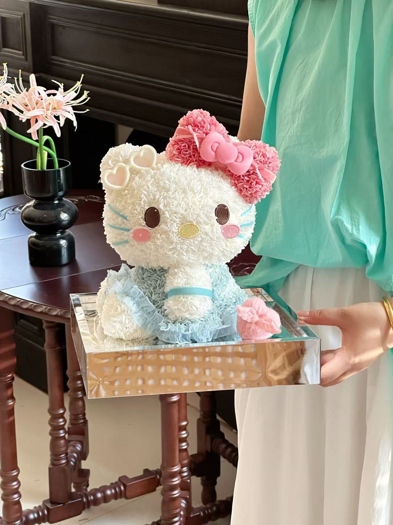 Hello Kitty 🩵 Preserved Flowers Gift Box 🇸🇬 SG In Stock