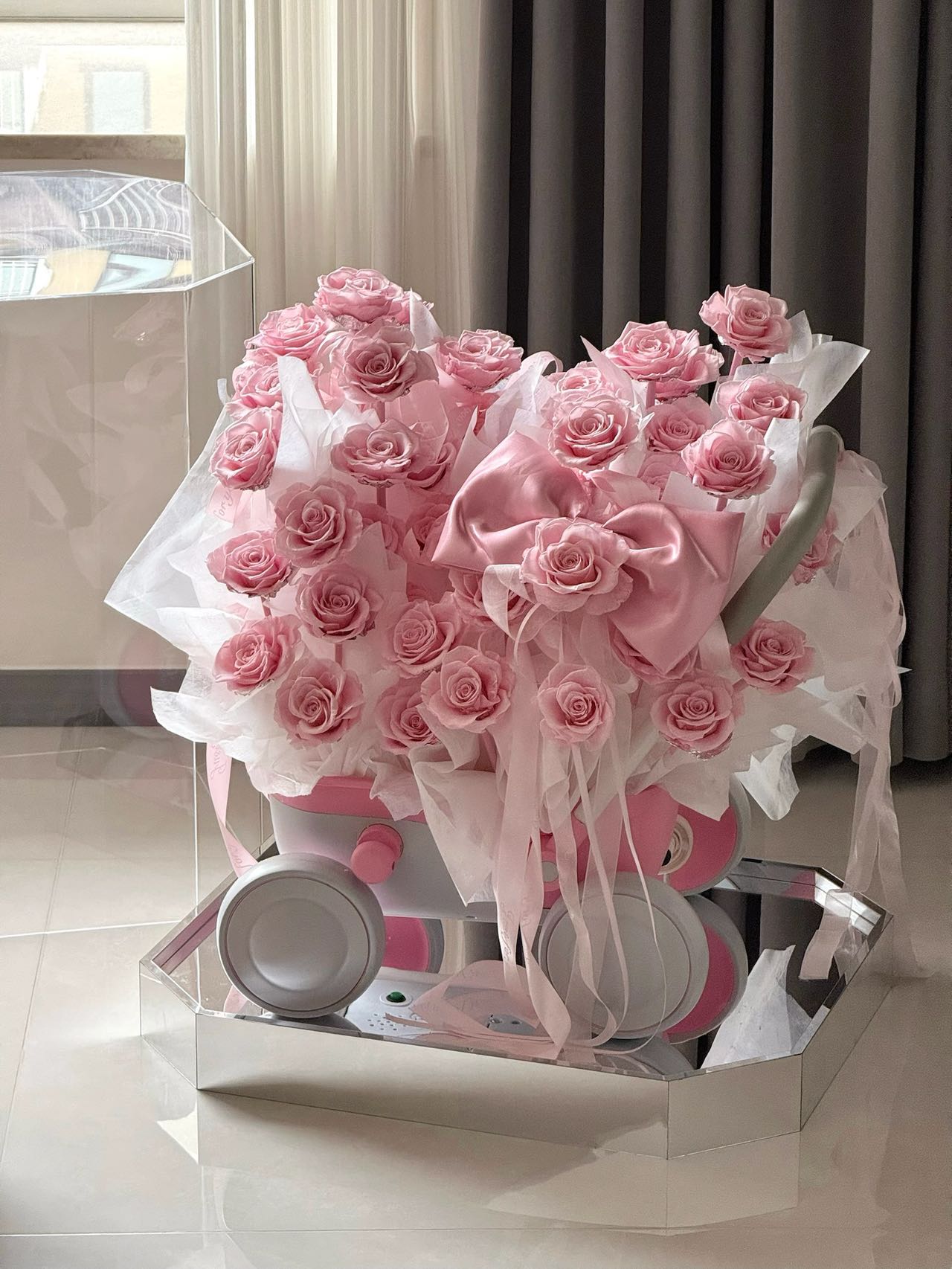 Ecuador Preserved Flowers Trolley