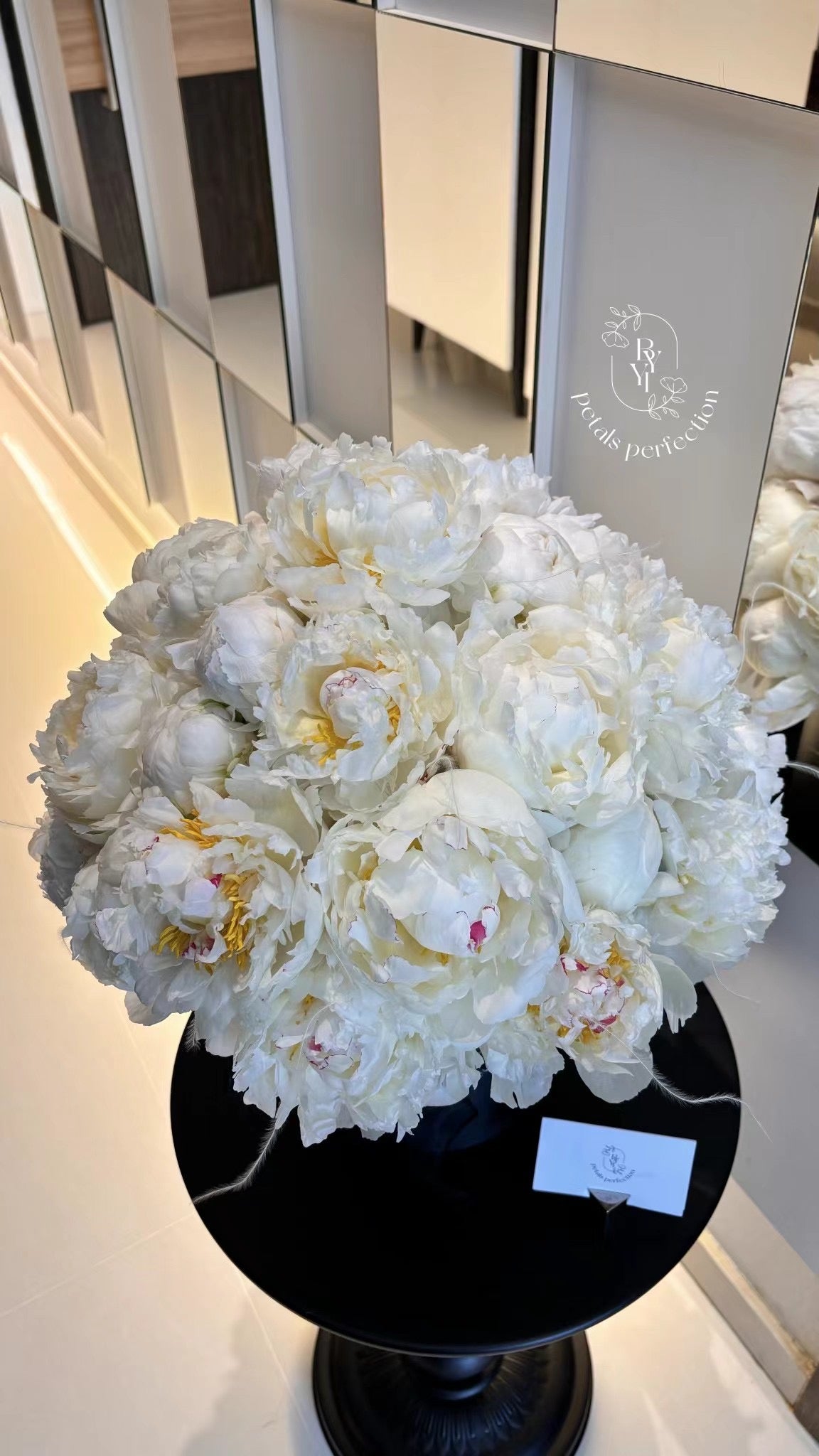 Holland Peonies Sarah Bernhardt Gift Box 🤍 Fresh Flowers 🩷