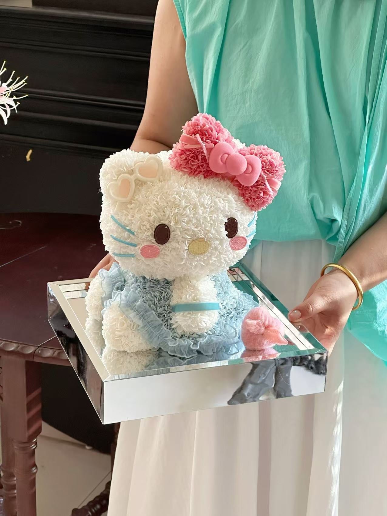 Hello Kitty 🩵 Preserved Flowers Gift Box 🇸🇬 SG In Stock