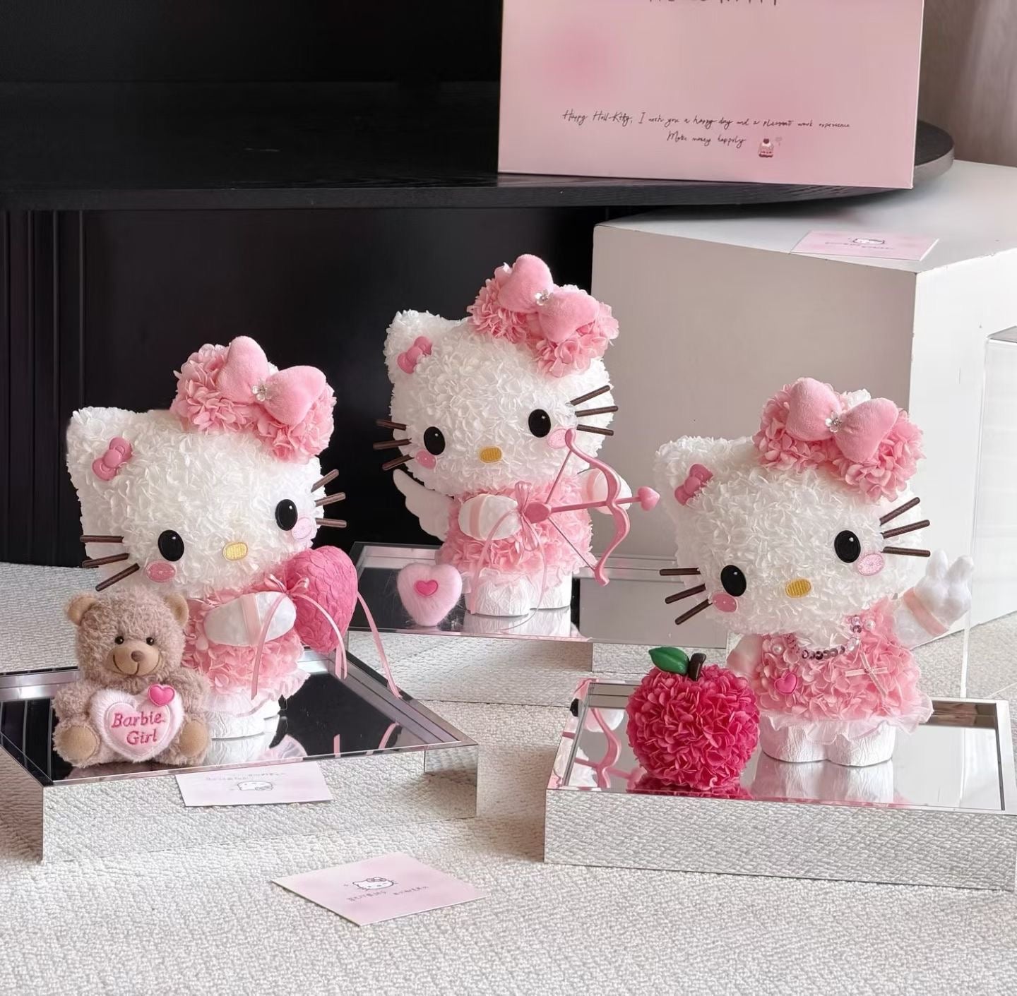 Apple Kitty Preserved Flowers Box 🍎