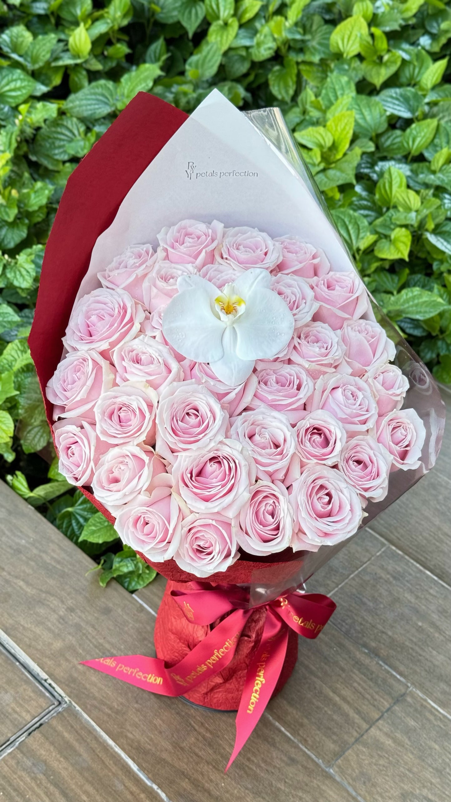 Mother’s Day Fresh Roses Bouquet