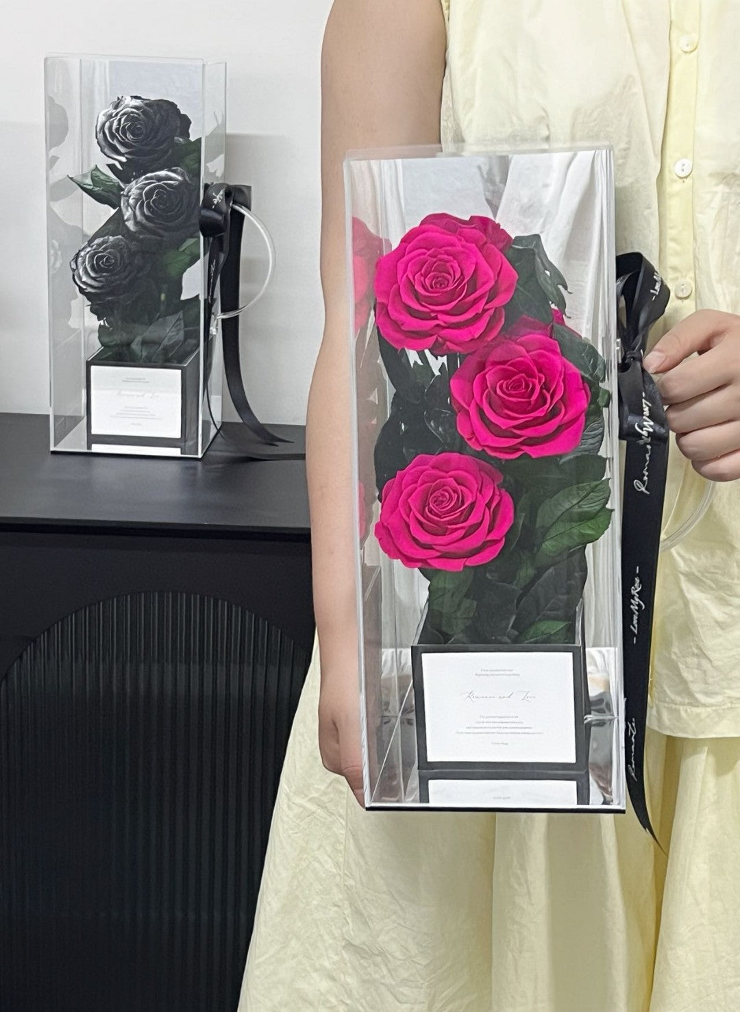 Ecuador Preserved Roses Hand Carry Gift Box