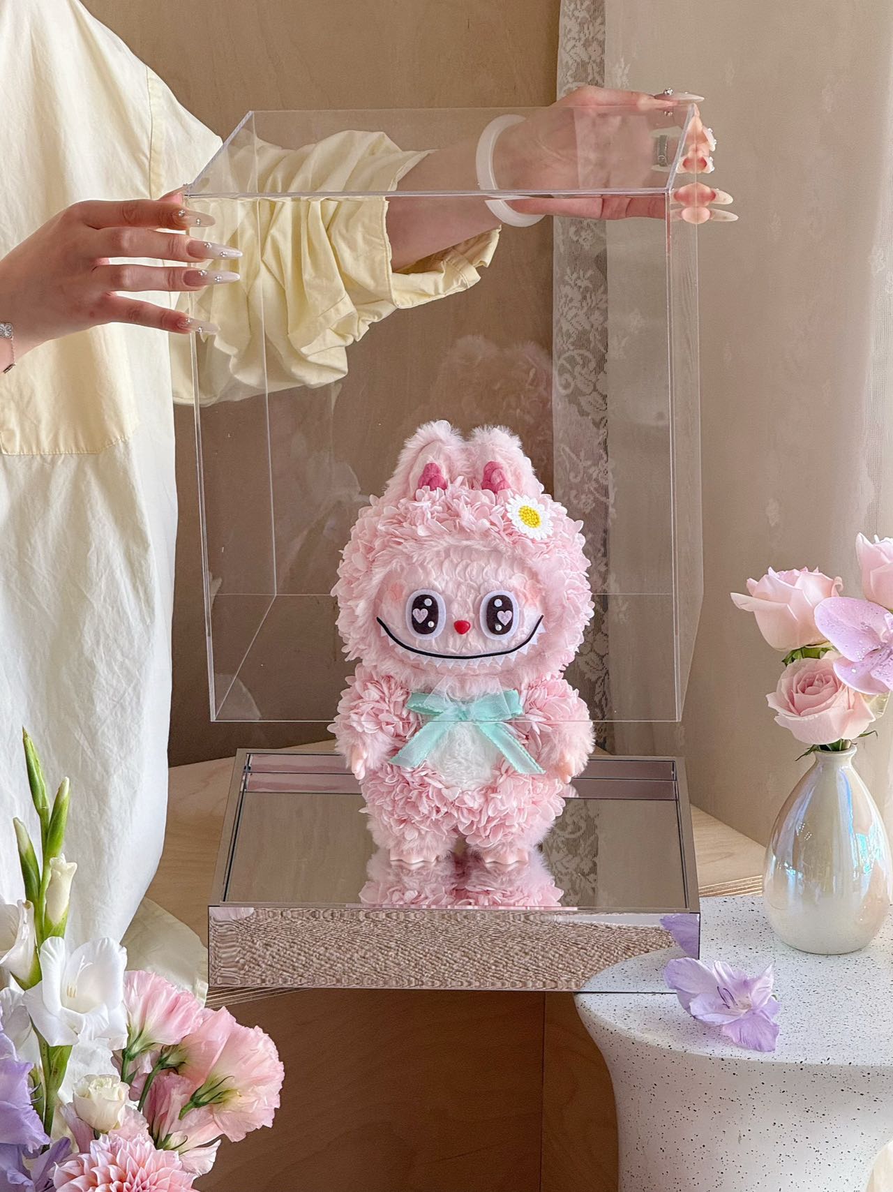 Labubu Sweet Heart Preserved Flowers Box 🇸🇬 SG In Stock