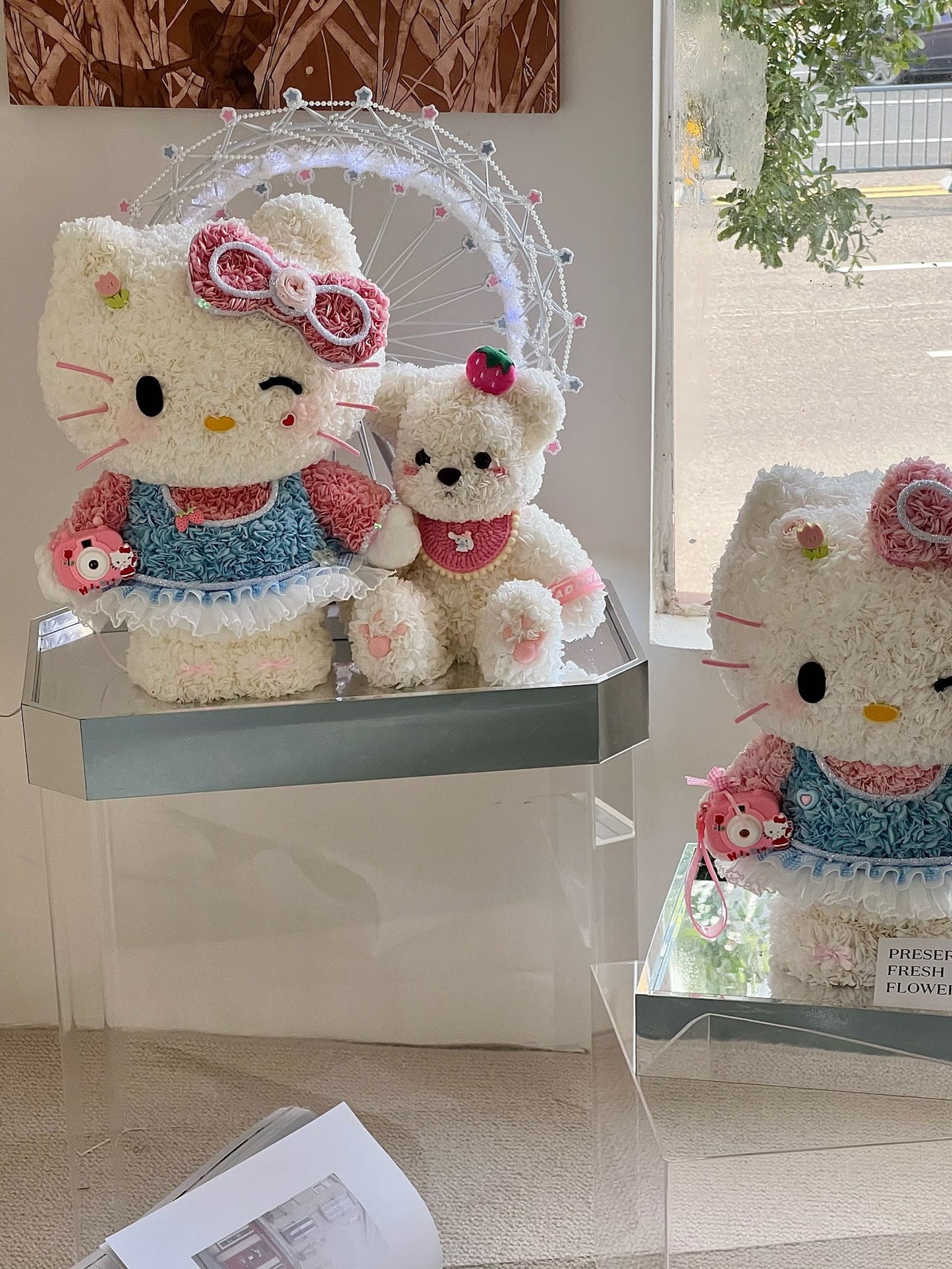 Hello Kitty & Her Teddy Bear 🧸 Preserved Flowers Box 🎡