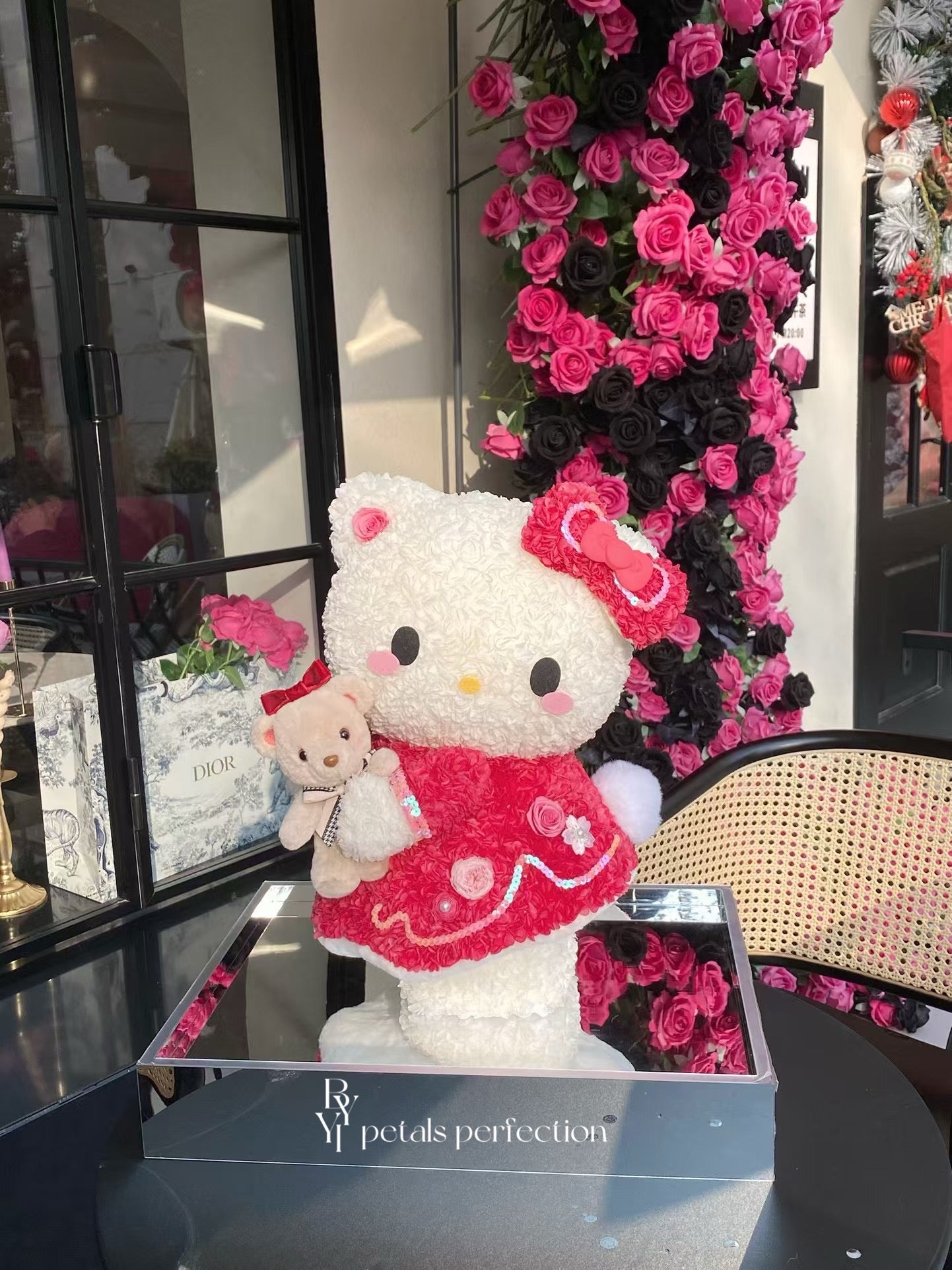 Hello Kitty & Her Teddy Bear 🧸 Preserved Flowers Box 🇸🇬 SG in Stock