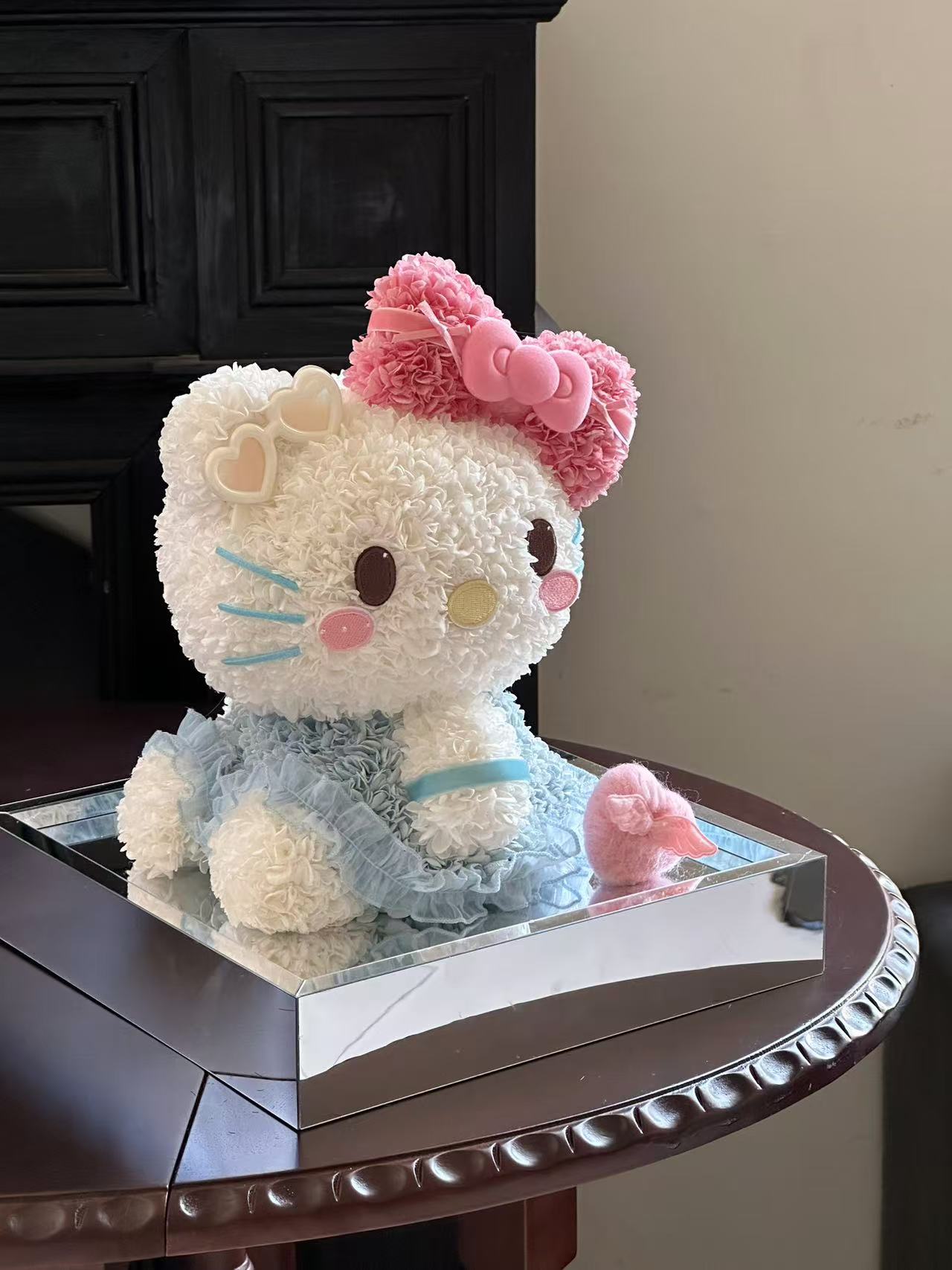 Hello Kitty 🩵 Preserved Flowers Gift Box 🇸🇬 SG In Stock