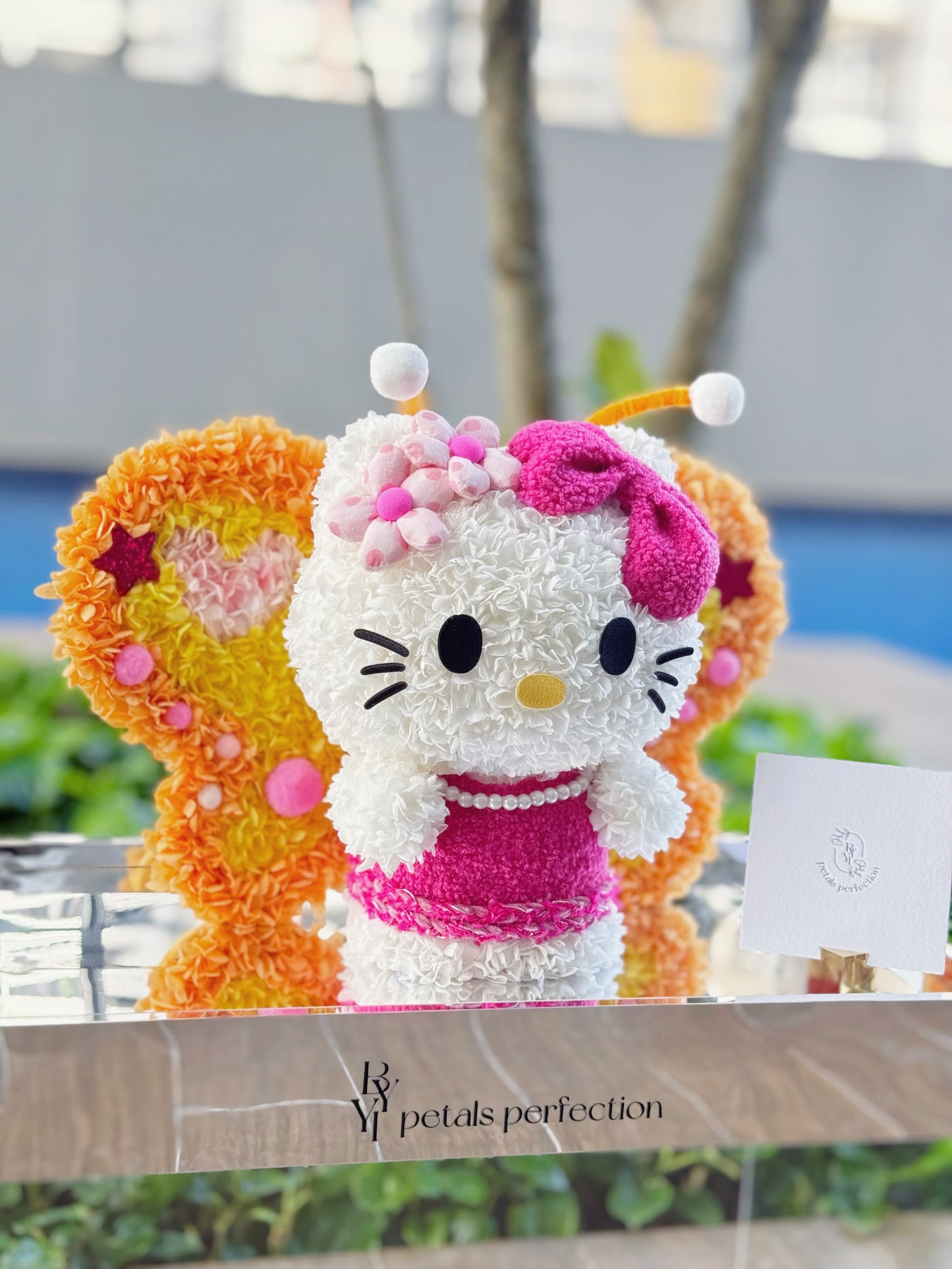 Butterfly ๐ฆ Kitty Preserved Flowers Box ๐งก SG In Stock ๐ธ๐ฌ