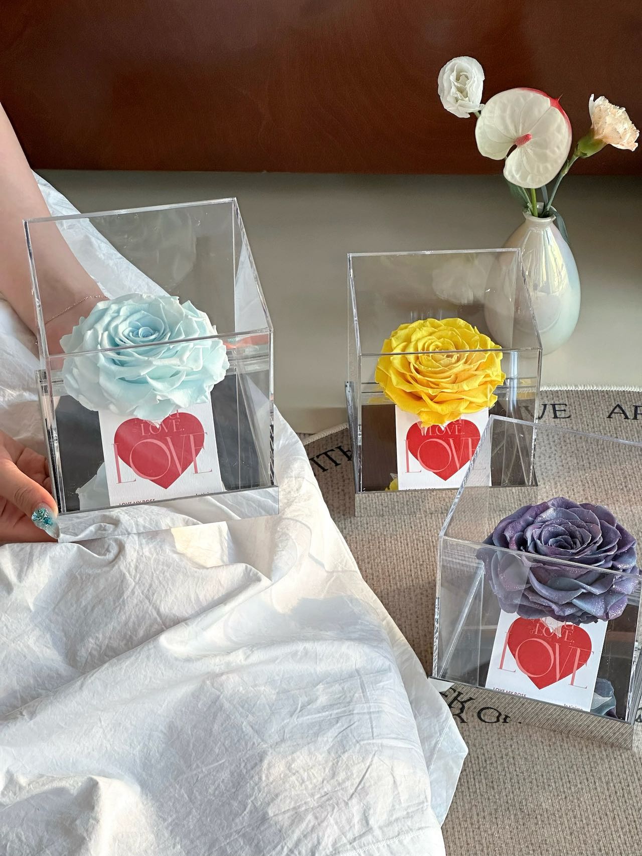 Ecuador Preserved Rose Gift Box