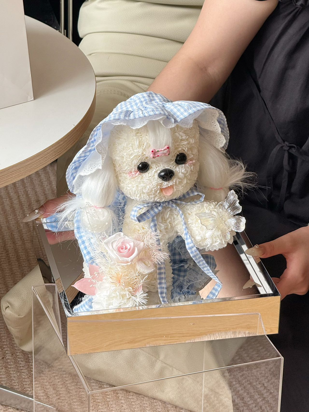 Puppy Catch Butterfly Preserved Flowers Box 🇸🇬 SG In Stock