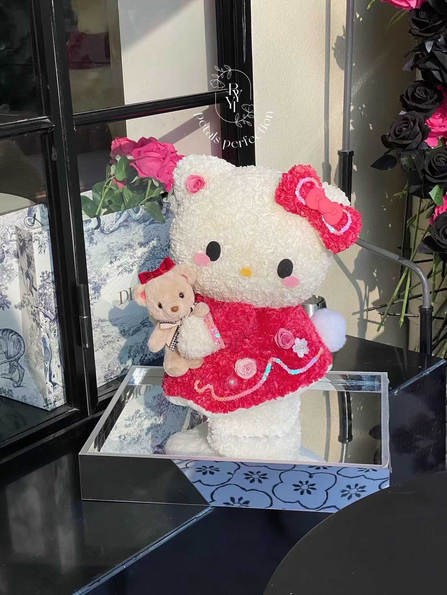 Hello Kitty & Her Teddy Bear 🧸 Preserved Flowers Box 🇸🇬 SG in Stock