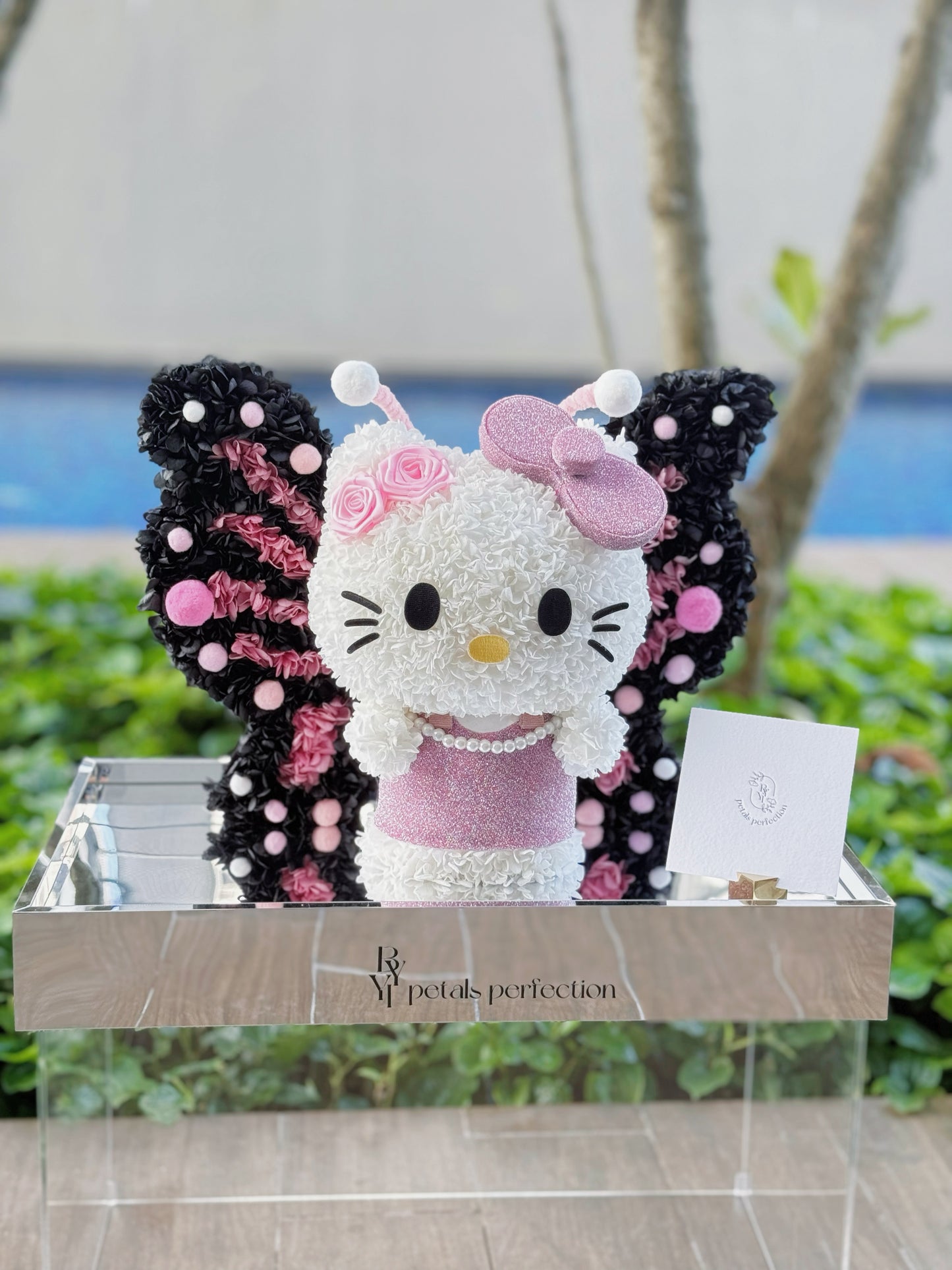 Butterfly ๐ฆ Kitty Preserved Flowers Box ๐ฉท SG In Stock ๐ธ๐ฌ