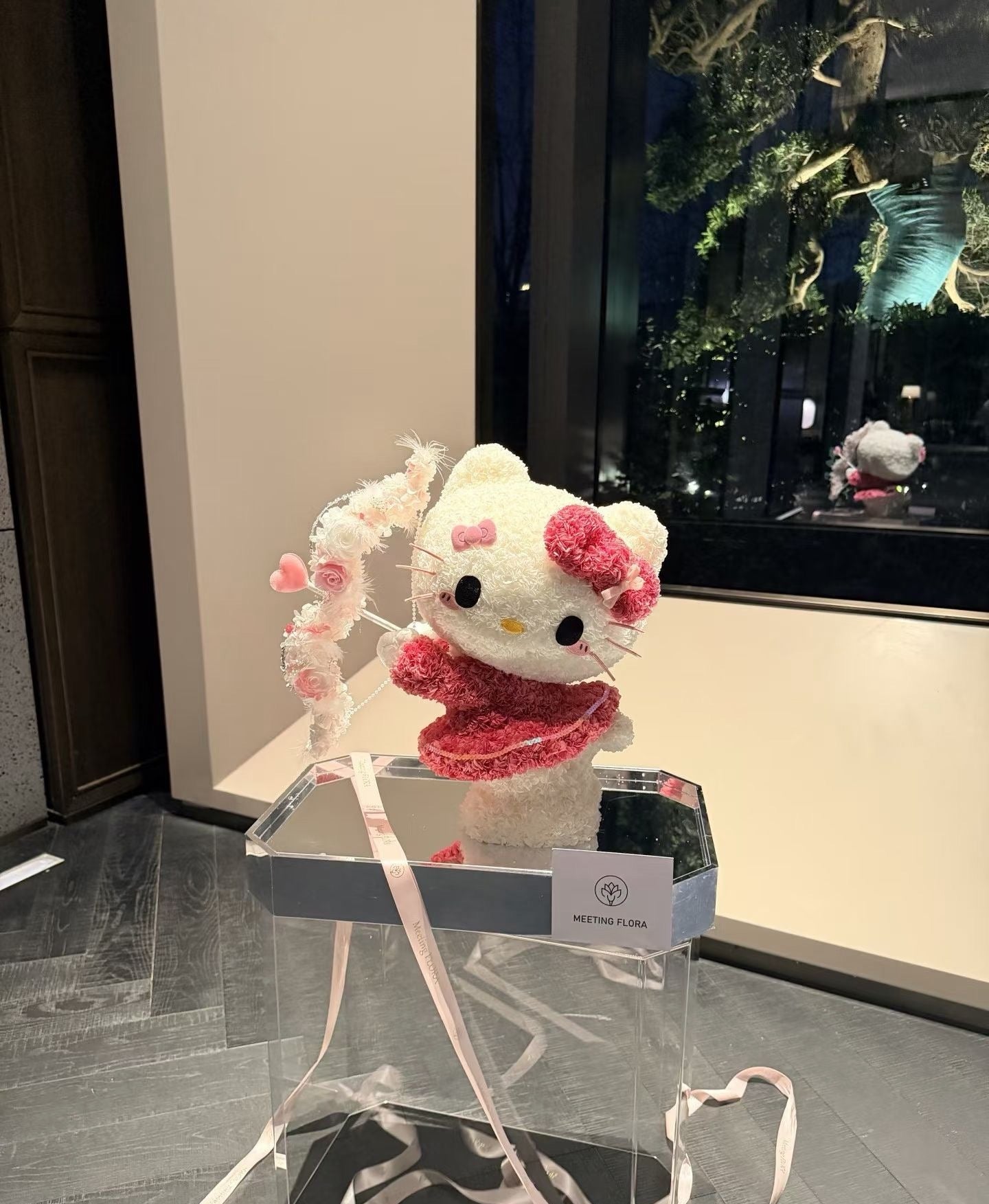 Giant Love Hello Kitty Preserved Flowers Box 🇸🇬 SG In Stock