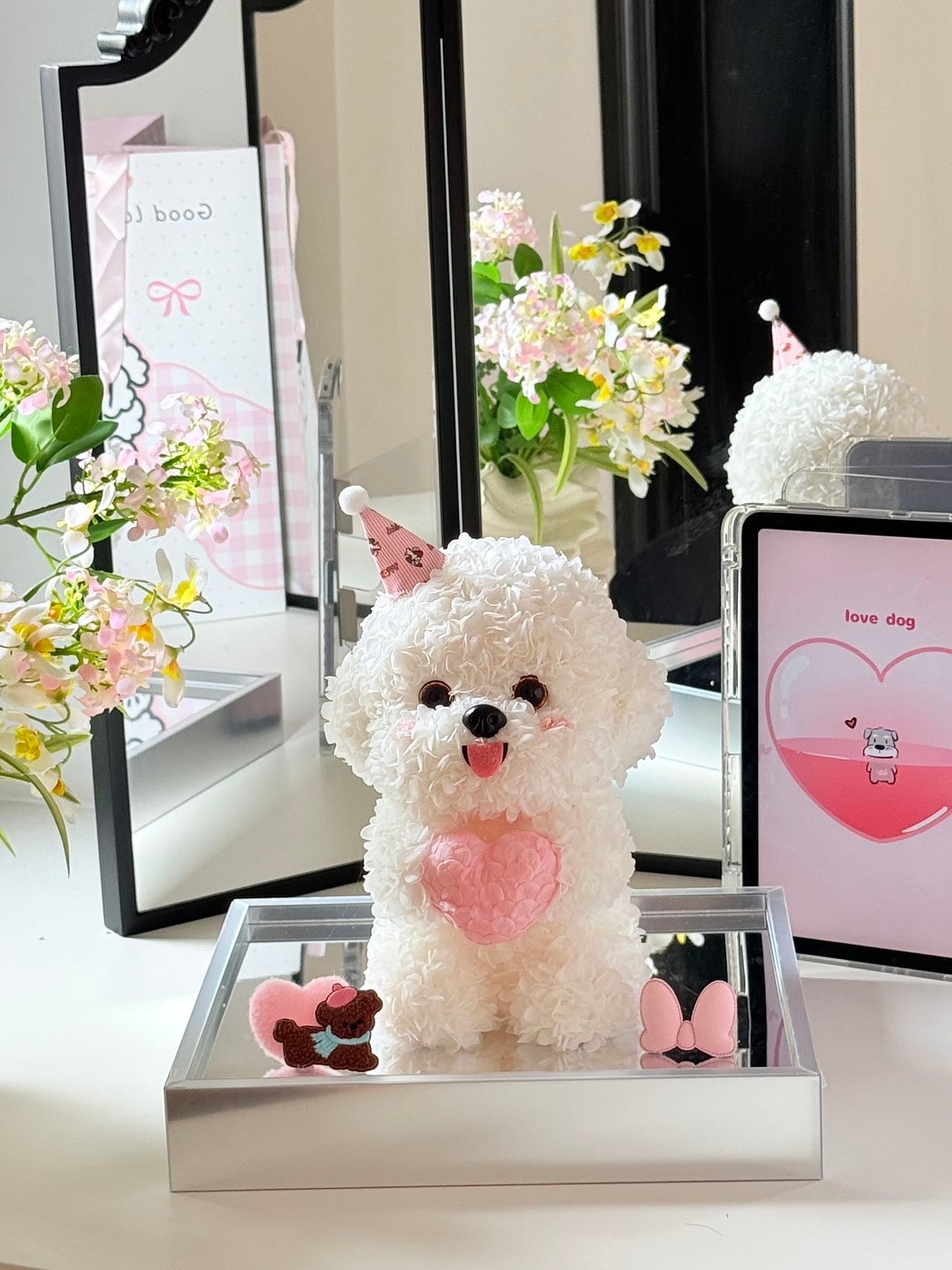 Puppy Love Preserved Flowers Box 💕