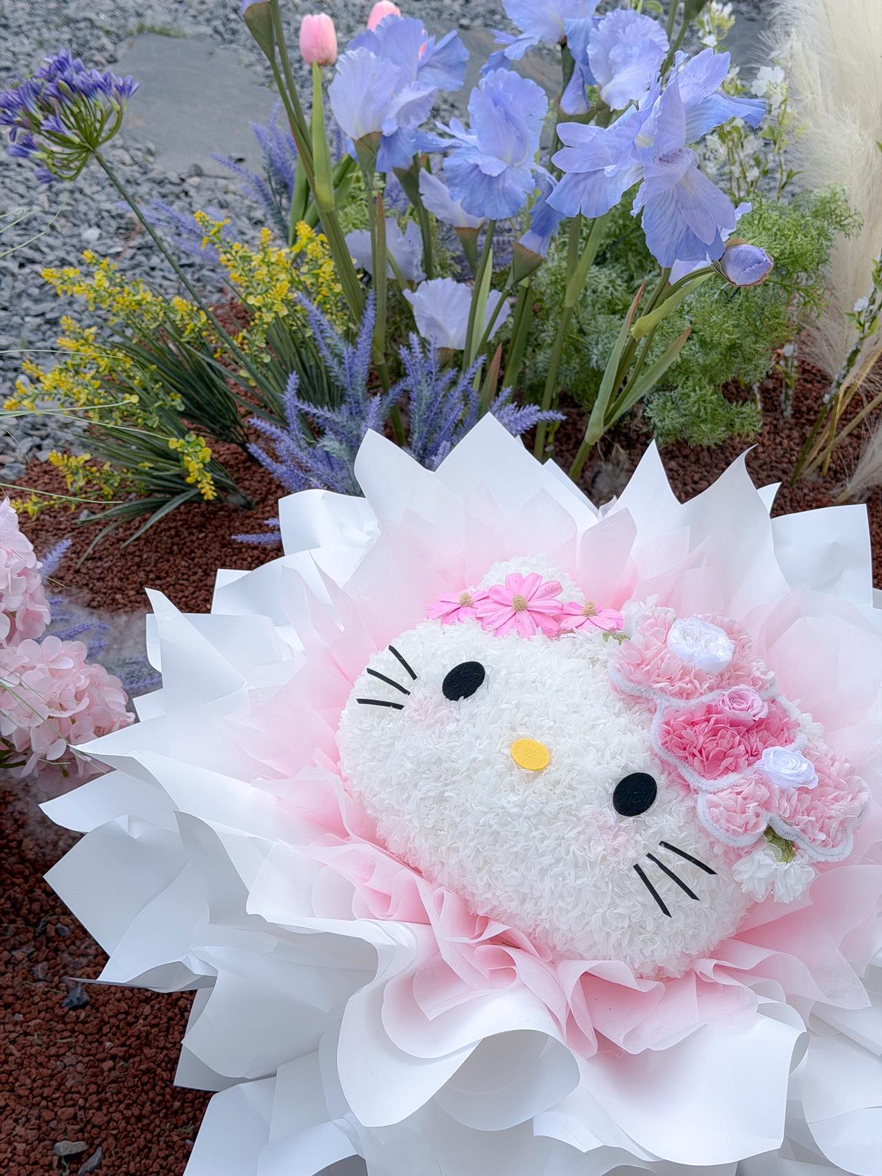 Hello Kitty Preserved Flowers Bouquet