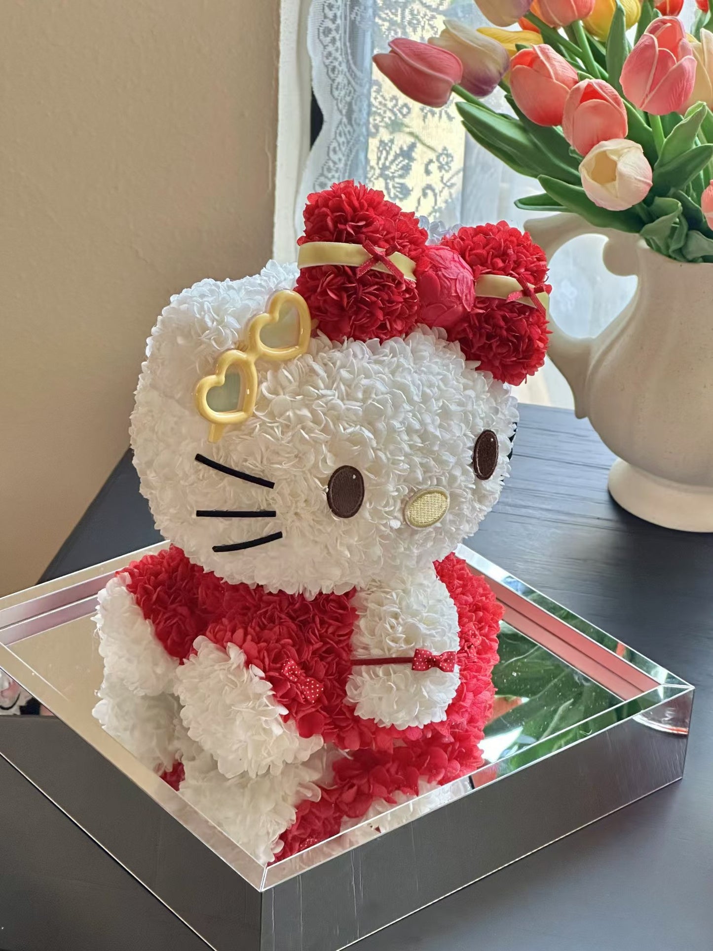 Hello Kitty 💌 Preseved Flowers Gift Box 🇸🇬 SG In Stock