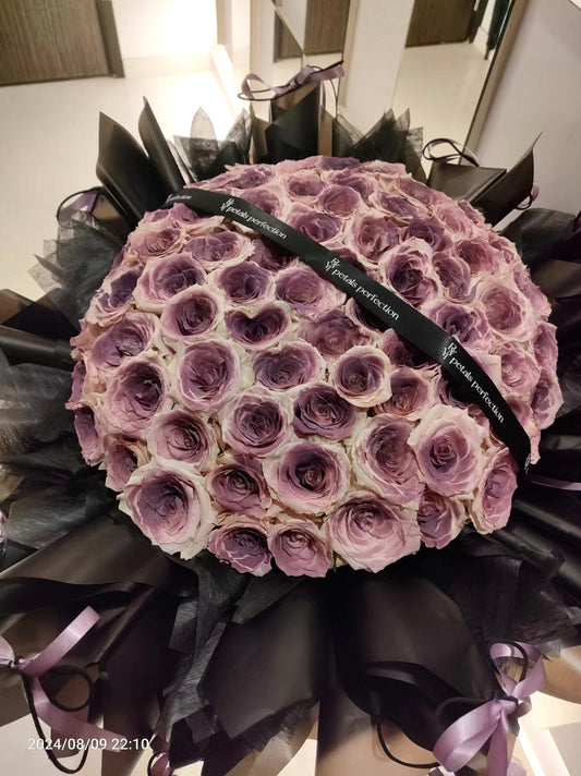 “Black Plum” Center Purple Fresh Roses Bouquet 60stk