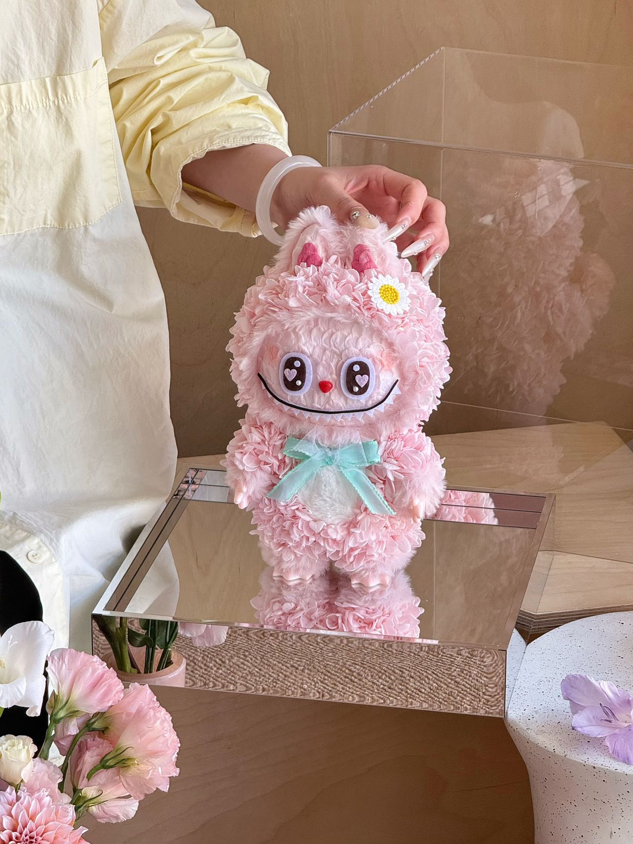Labubu Sweet Heart Preserved Flowers Box 🇸🇬 SG In Stock