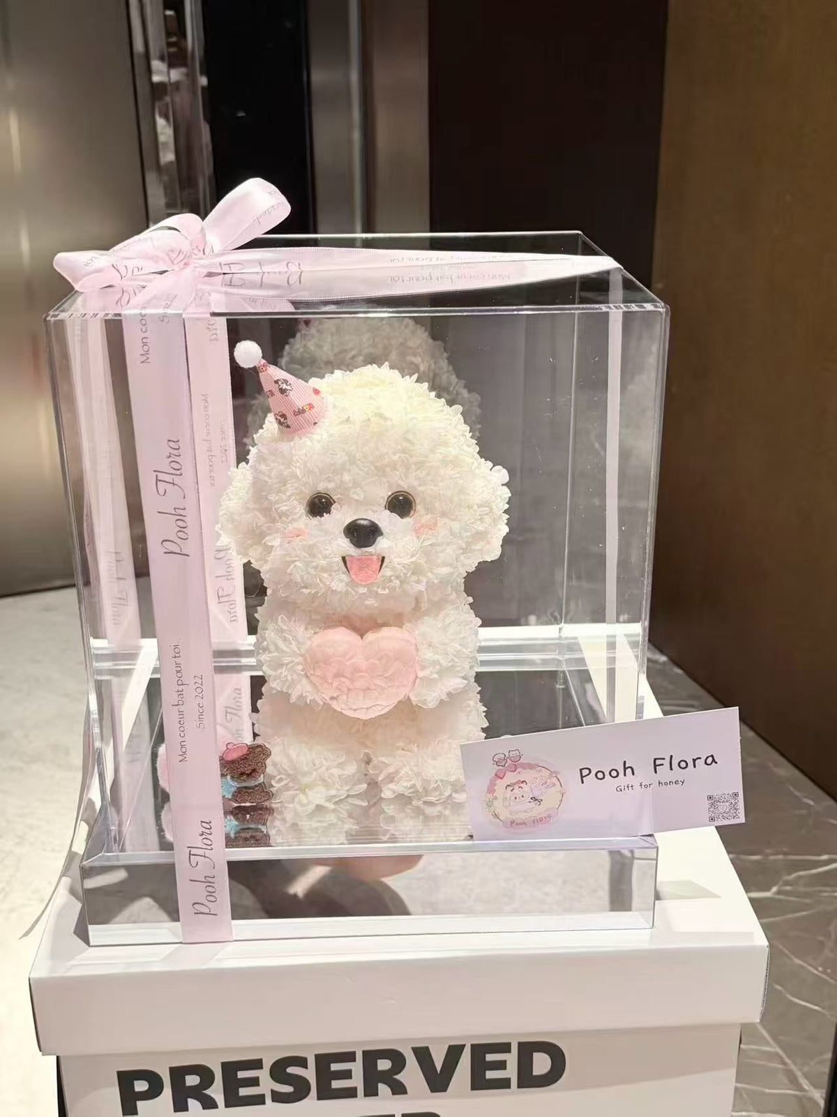 Puppy Love Preserved Flowers Box 💕