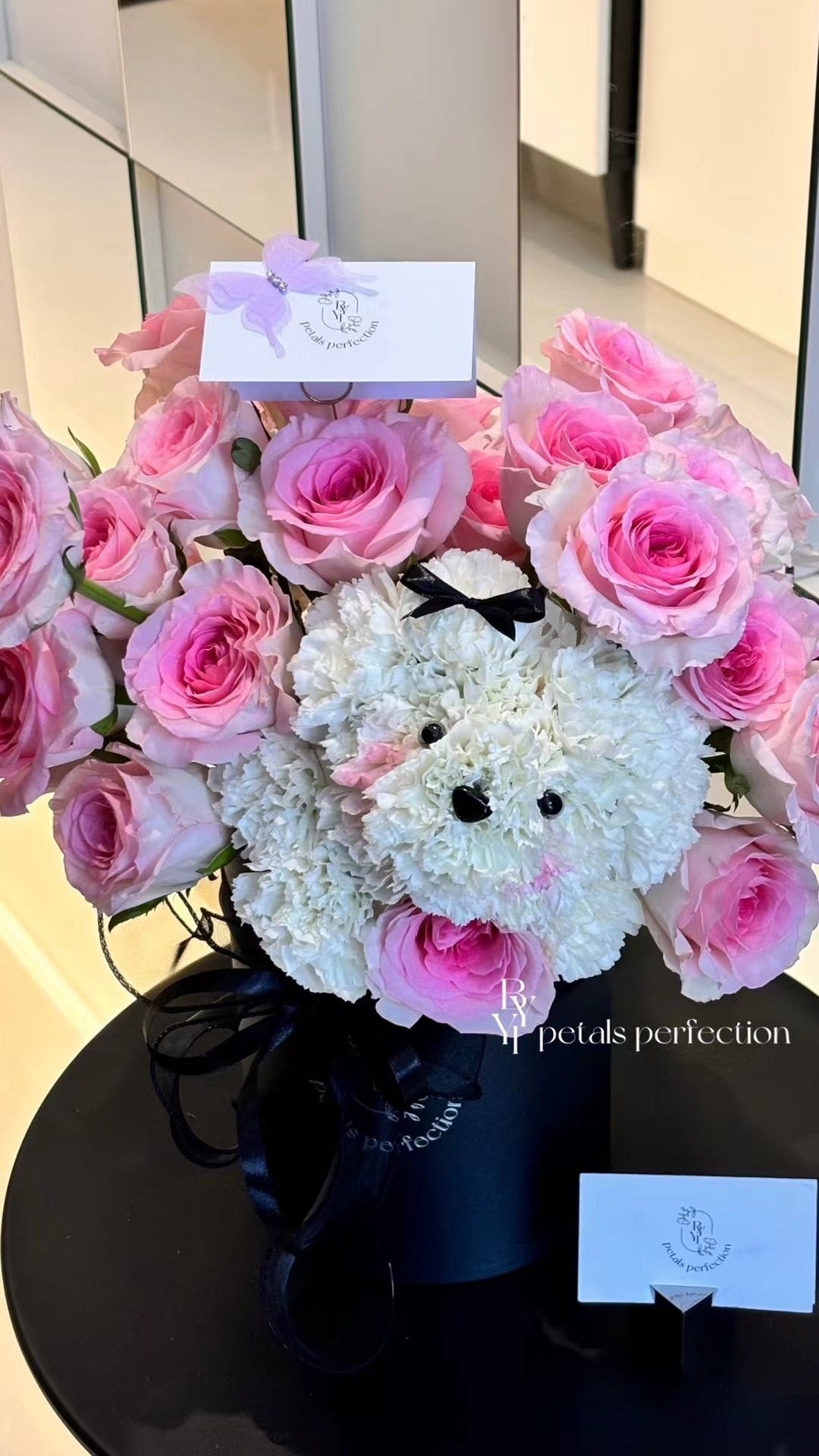 Puppy Love Fresh Roses Box