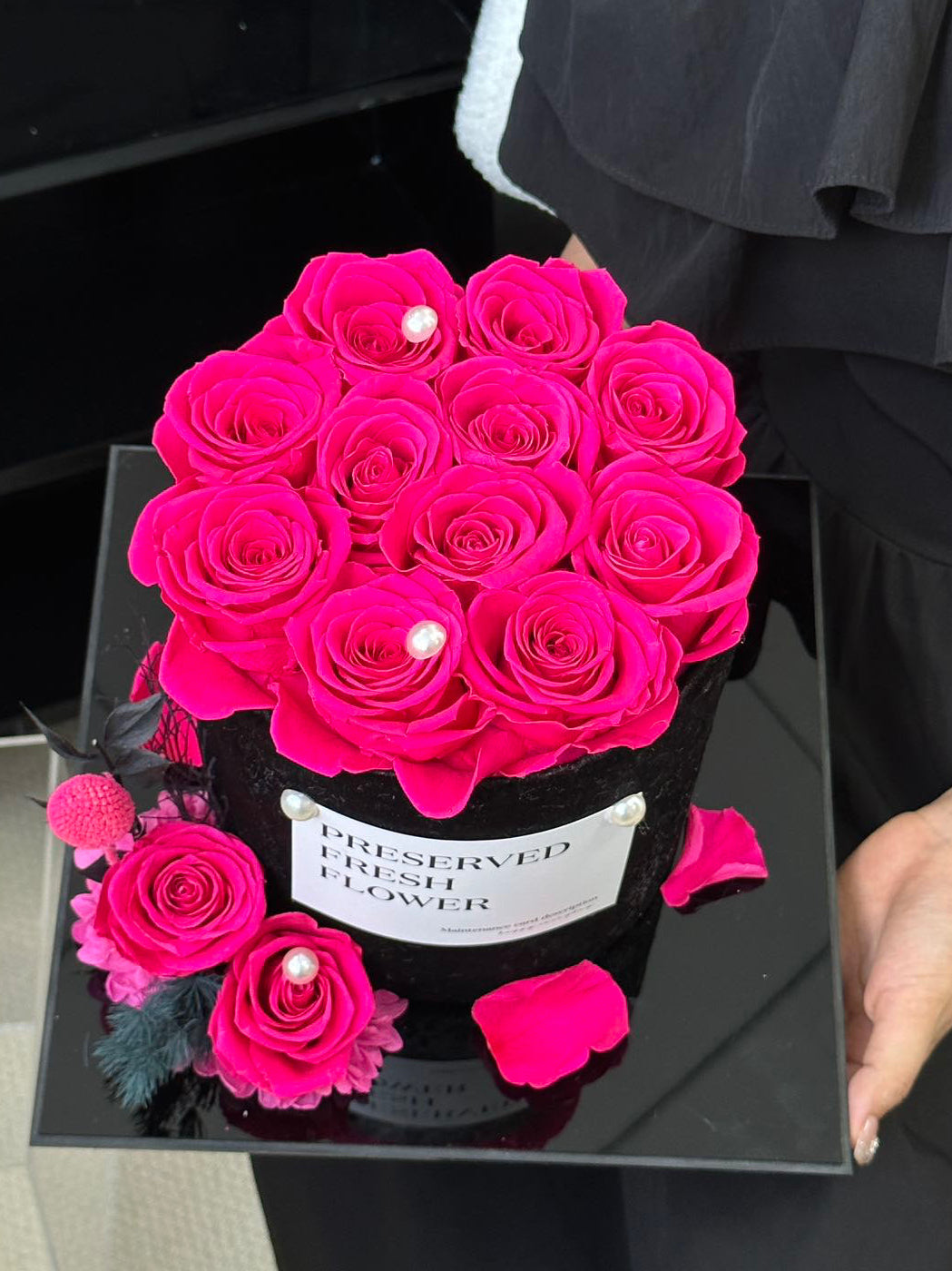 Ecuador Preserved Roses Gift Box 🩷