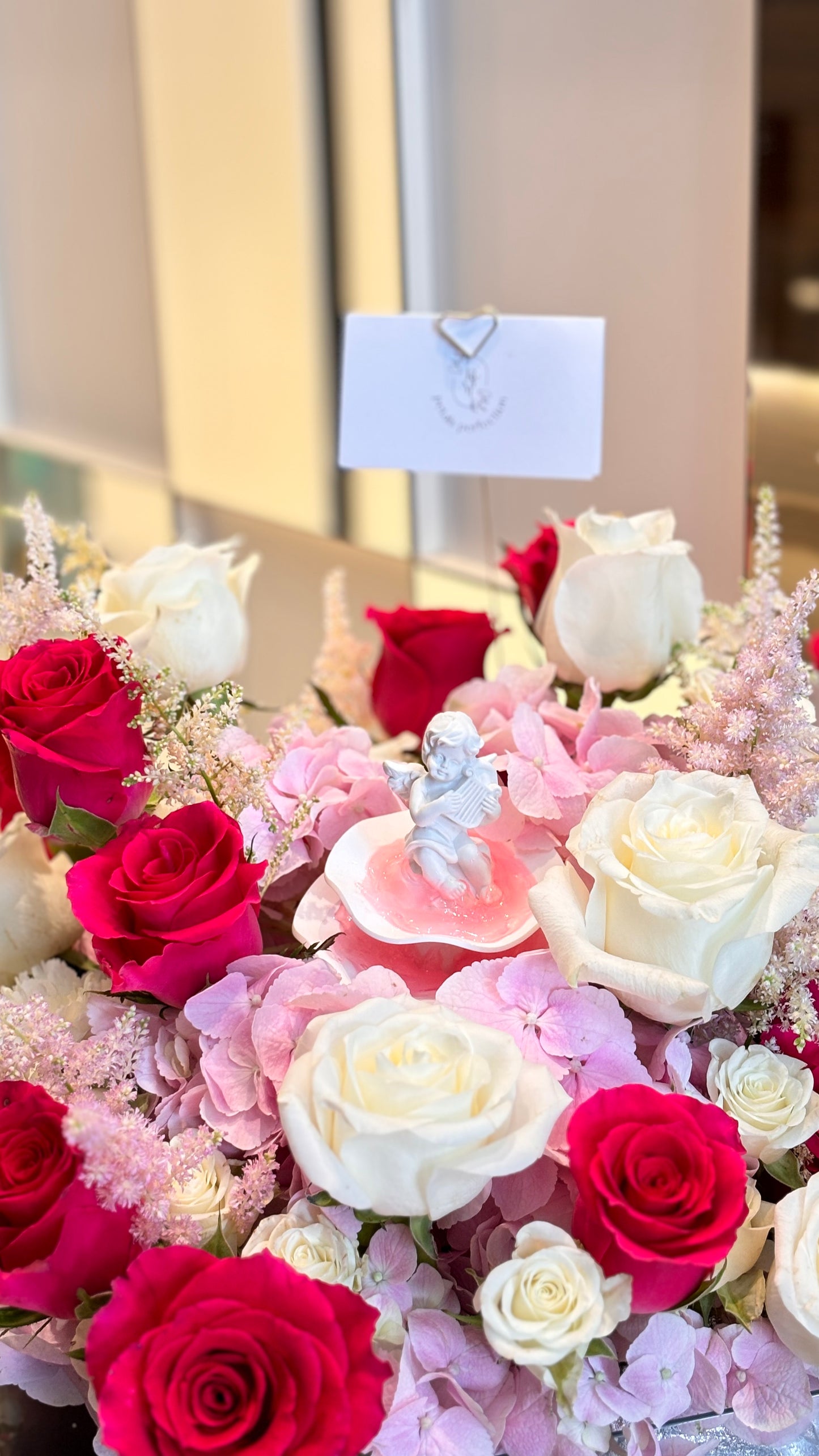 “Make A Wish” Fresh Flowers Box