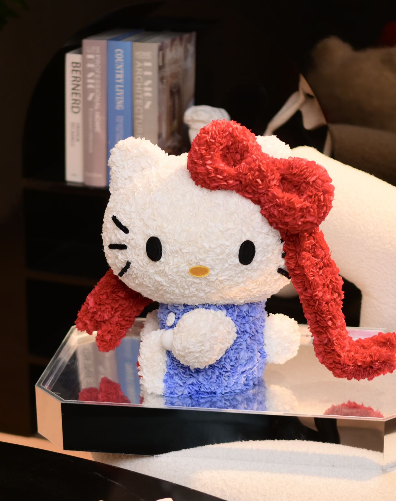 Sweetheart 💌 Kitty 2025 New Year Preserved Flowers Box