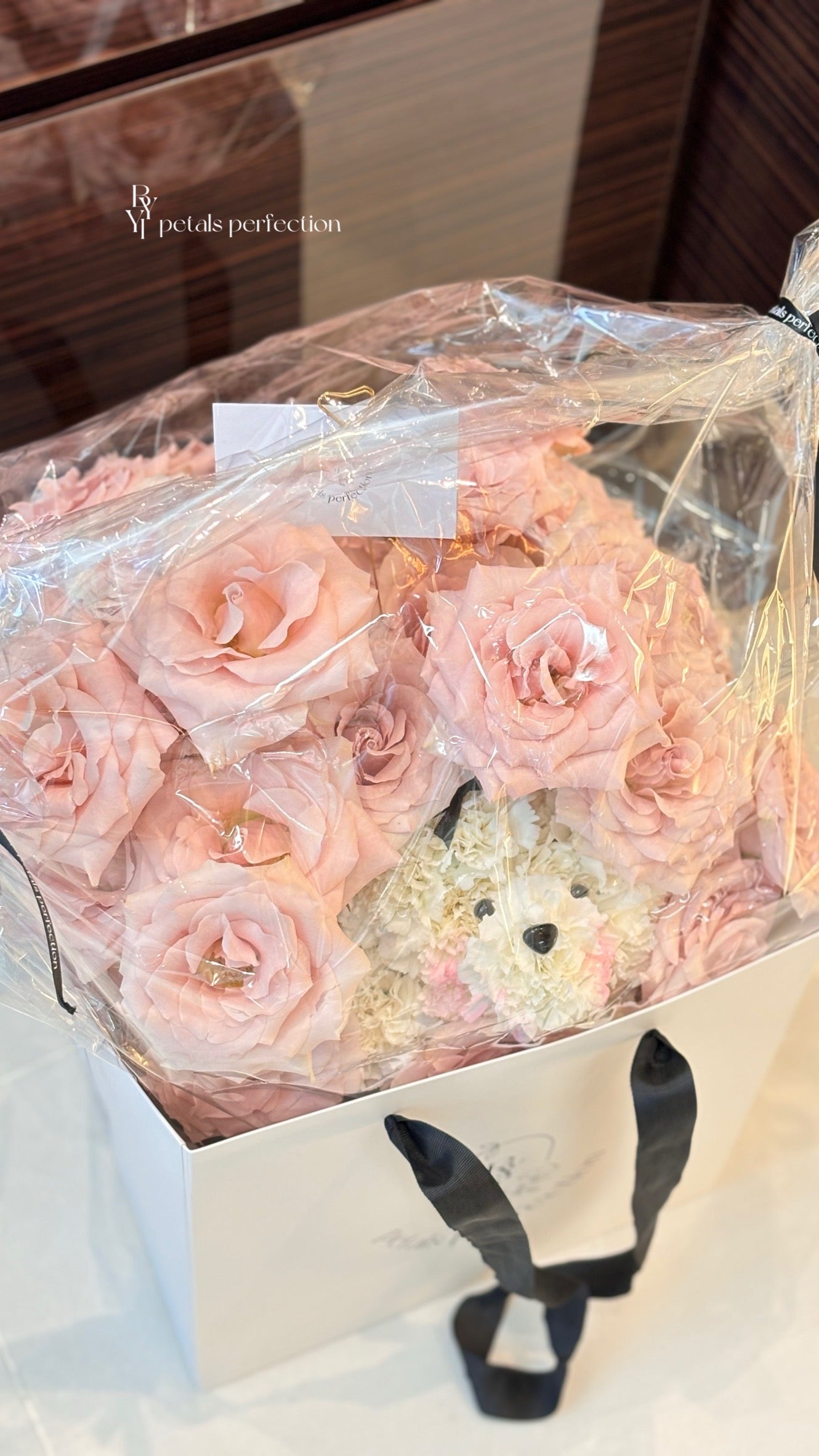 Puppy Love Fresh Roses Box