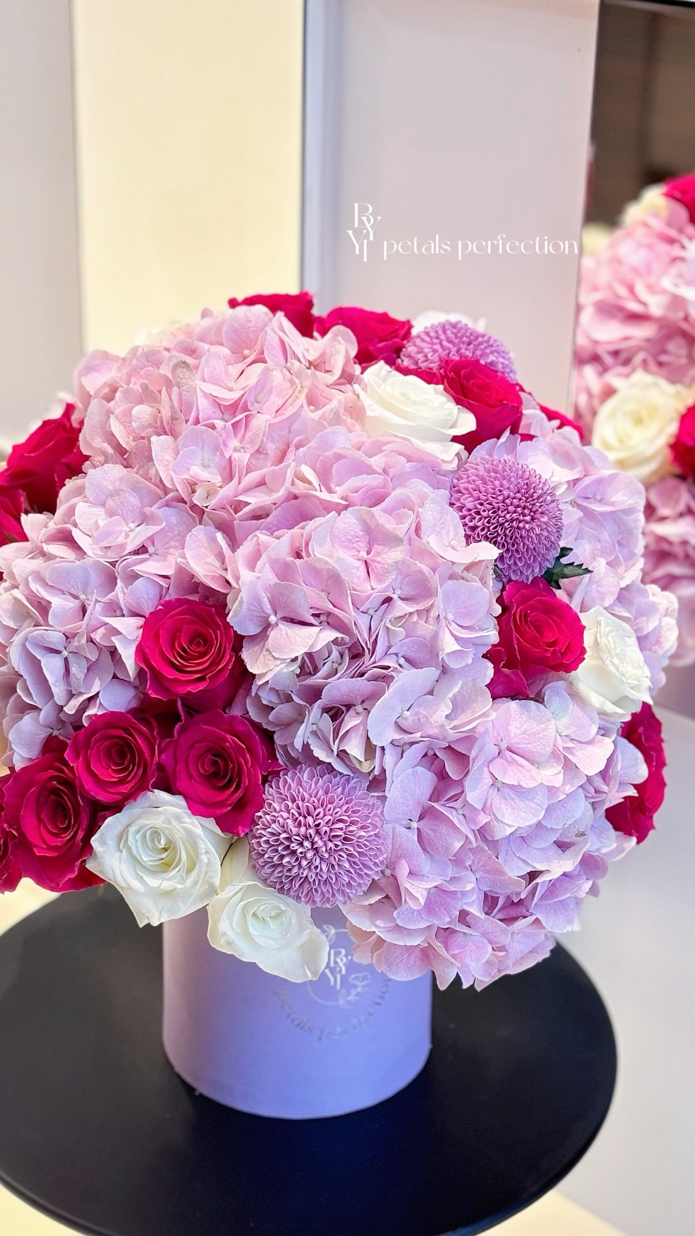 Holland Hydrangea Roses Pink Box 🩷 Fresh Flowers 💐