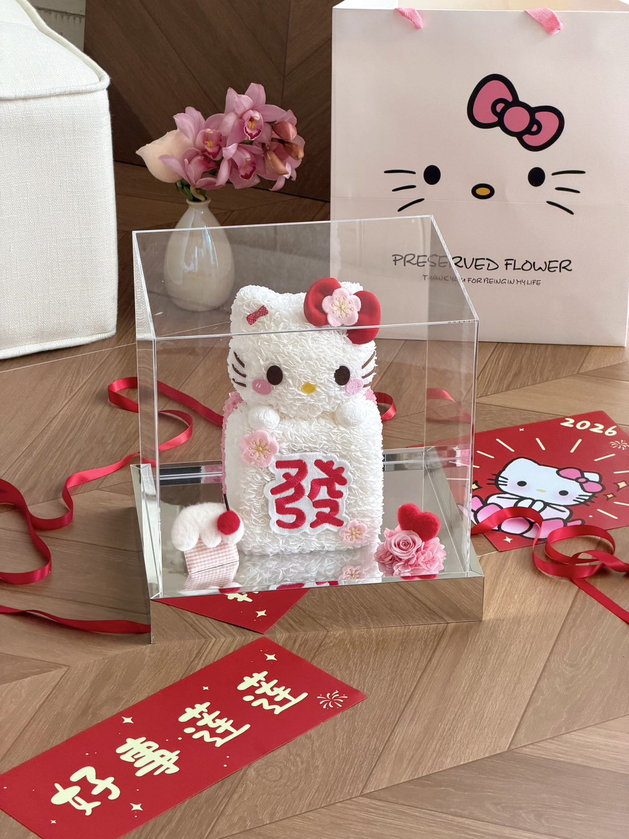 Lucky Cat Preserved Flowers Box 🎈