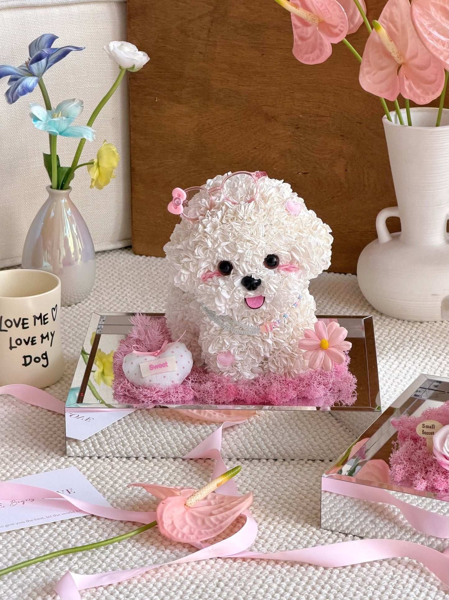 Puppy Love Preserved Flowers Box 👓