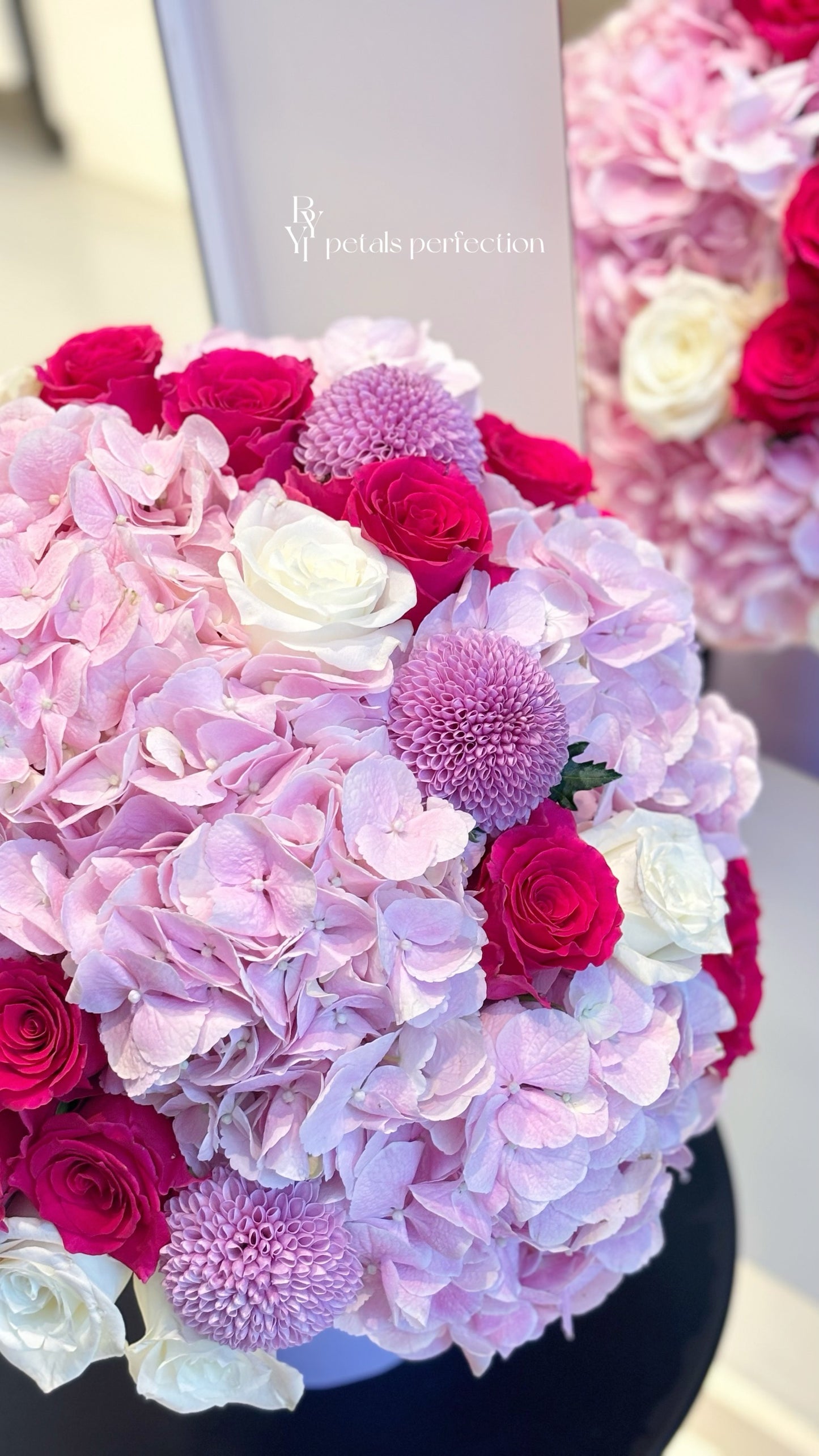 Holland Hydrangea Roses Pink Box 🩷 Fresh Flowers 💐