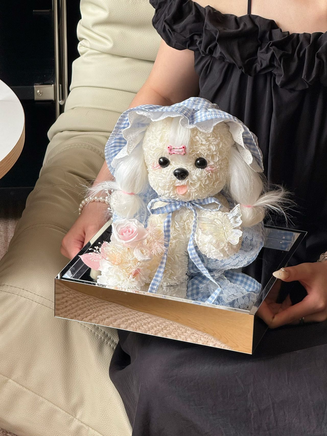 Puppy Catch Butterfly Preserved Flowers Box 🇸🇬 SG In Stock