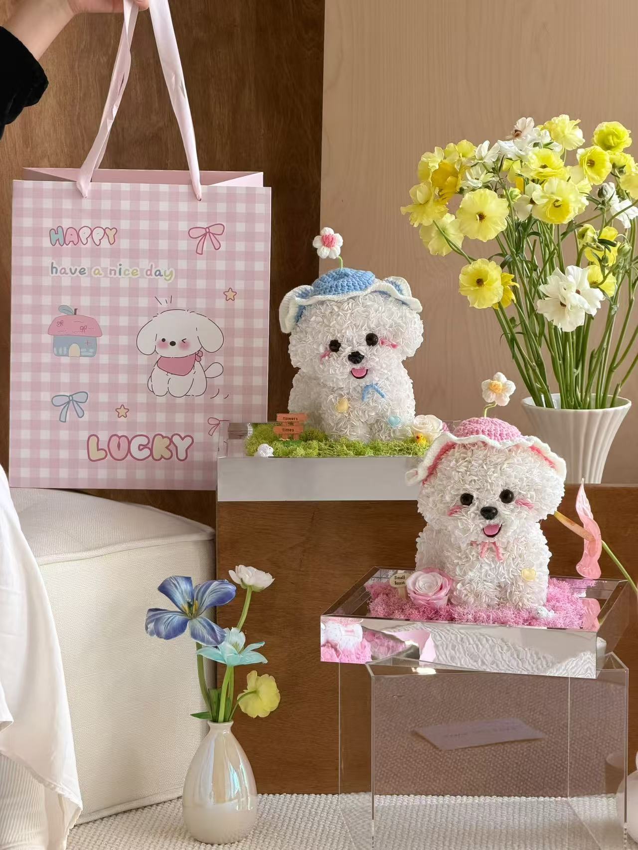 Puppy Love Preserved Flowers Box 👒