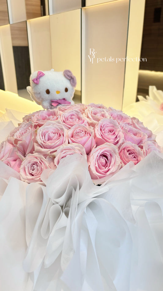 Hello Kitty Pink Angel Fresh Roses Bouquet 40stk