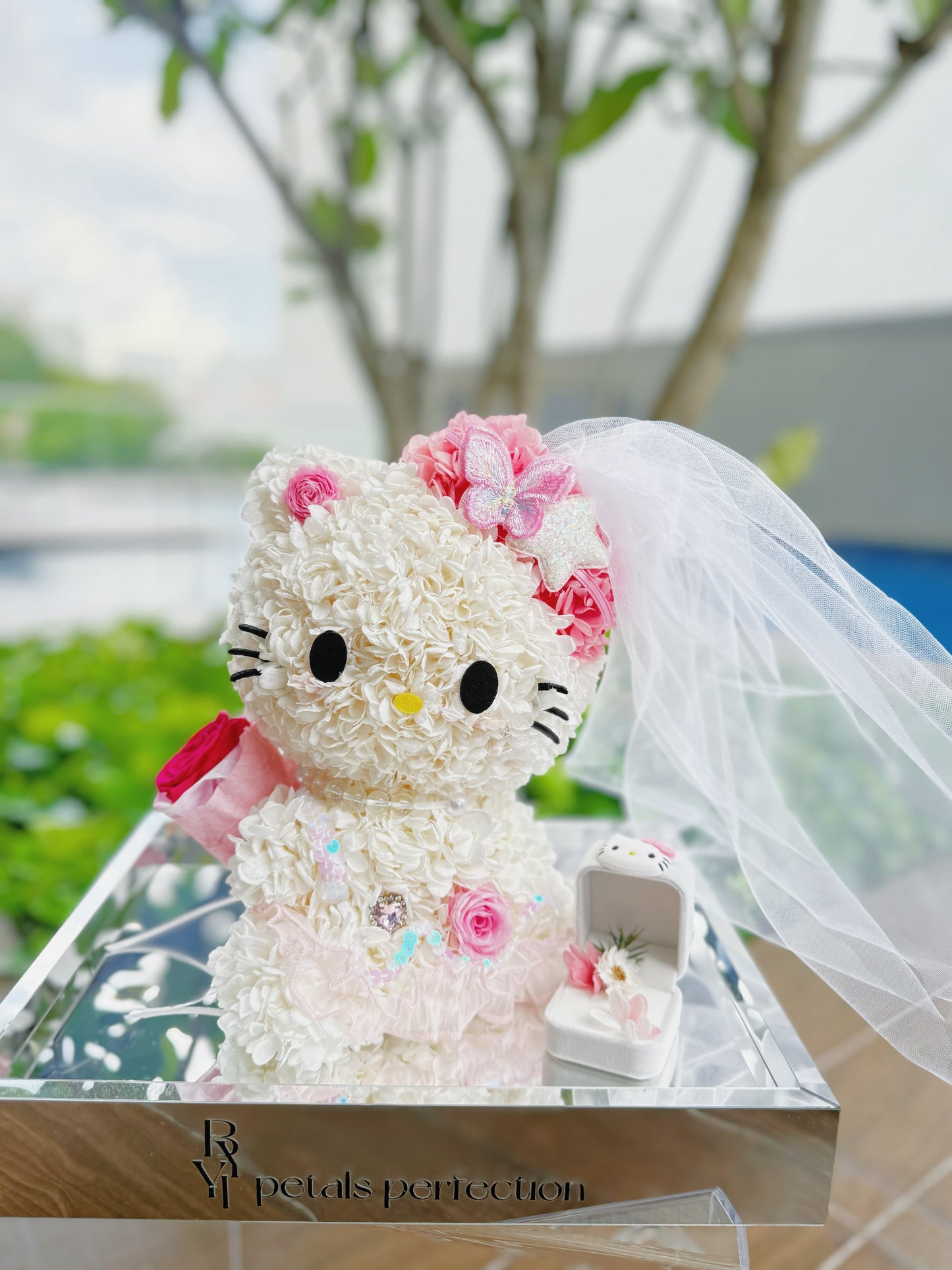 Wedding Kitty 💍 Preserved Flowers Box 🇸🇬 SG In Stock